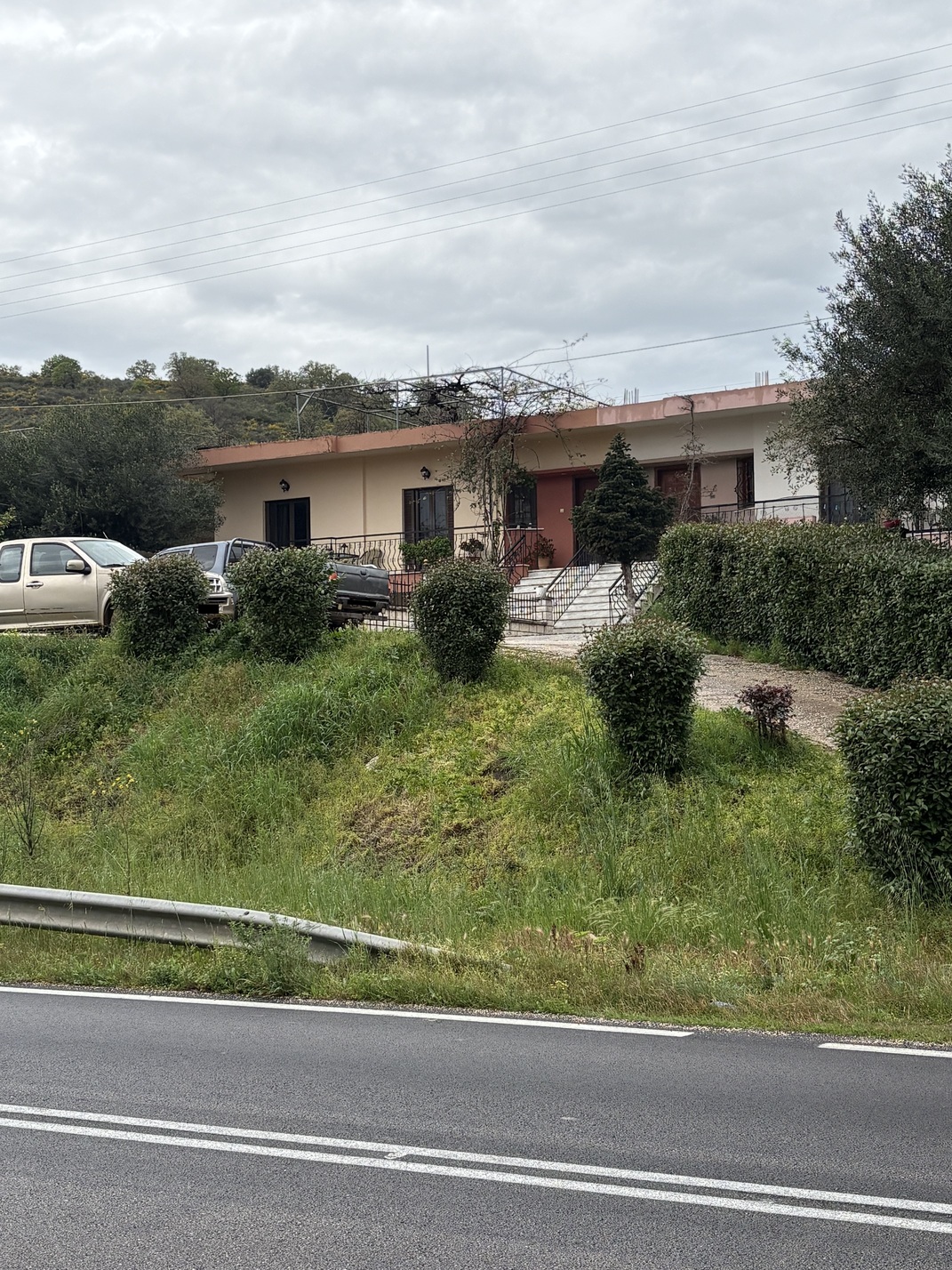 Οικόπεδο με κτίσμα  σε πλειστηριασμό Δήμος Πρέβεζας