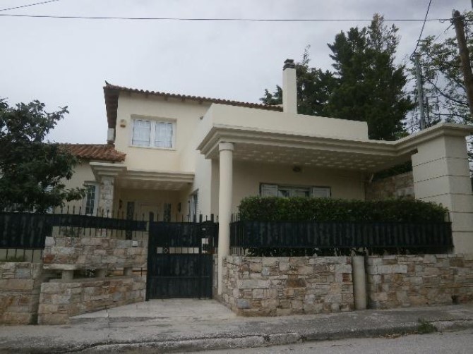 Οικόπεδο με κτίσμα  σε πλειστηριασμό Δήμος Μαρκοπούλου Μεσογαίας