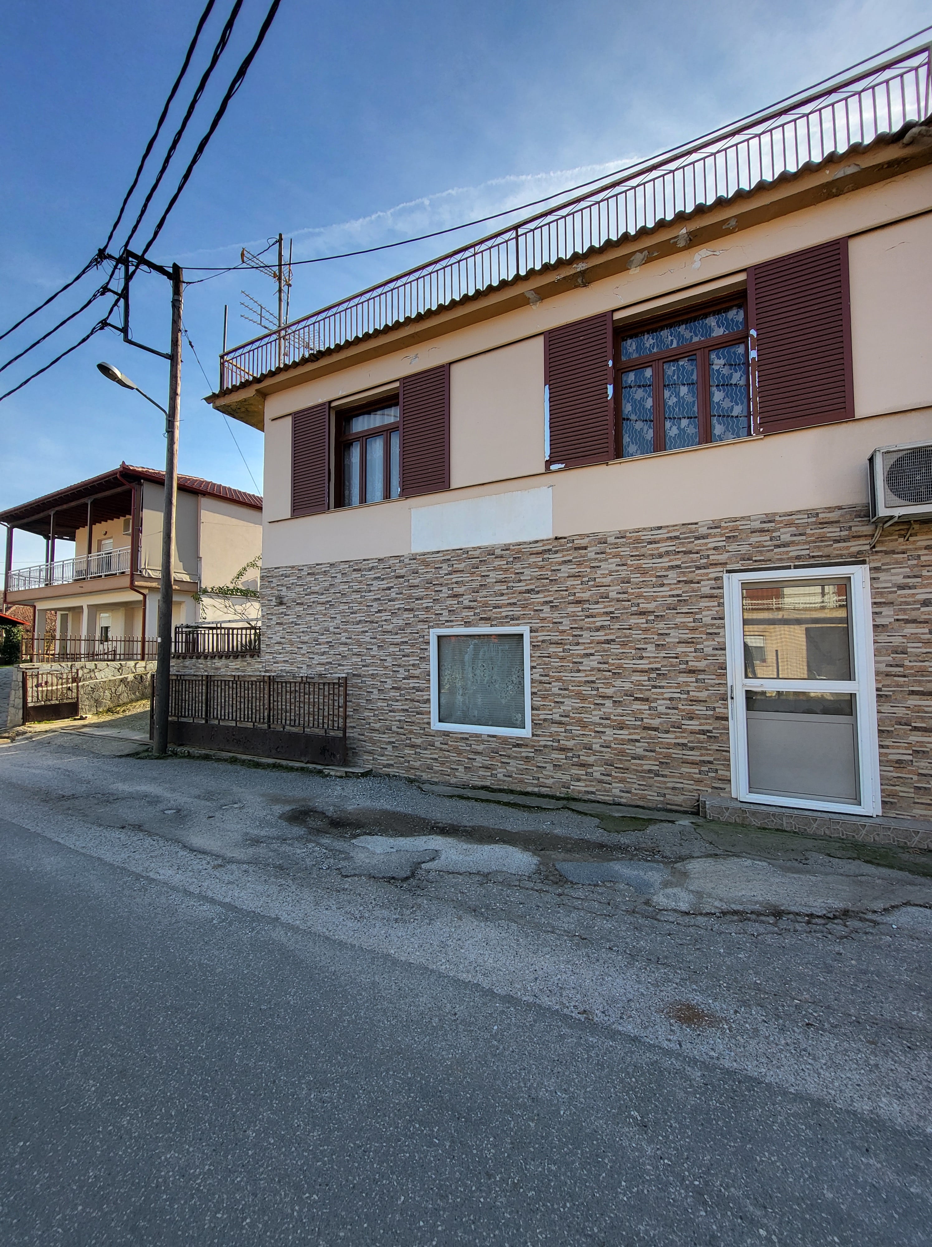 Οικόπεδο με κτίσμα  σε πλειστηριασμό Δήμος Αλμωπίας