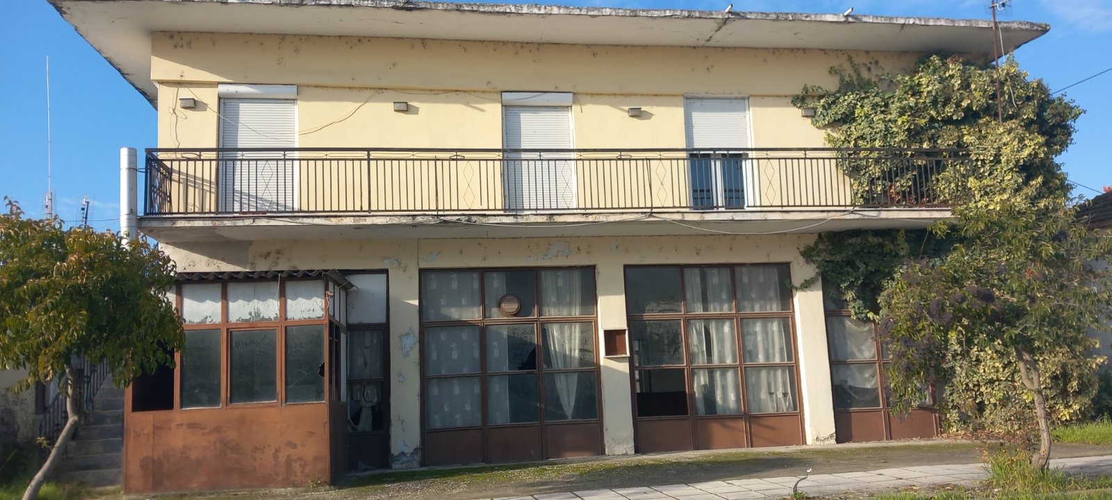 Οικόπεδο με κτίσμα  σε πλειστηριασμό Δήμος Βέροιας