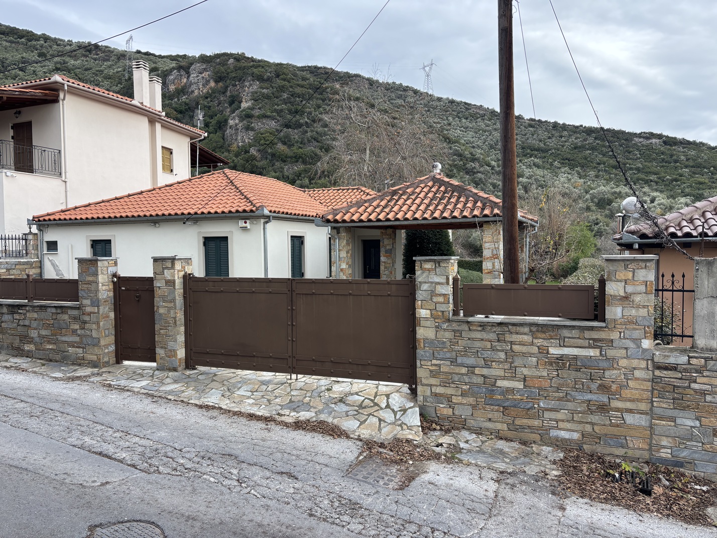 Οικόπεδο με κτίσμα  σε πλειστηριασμό Δήμος Βόλου
