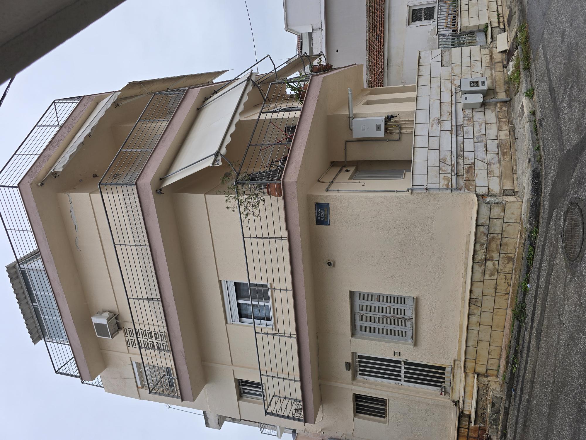 photo1