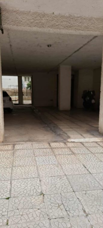 photo1