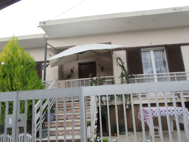 photo0