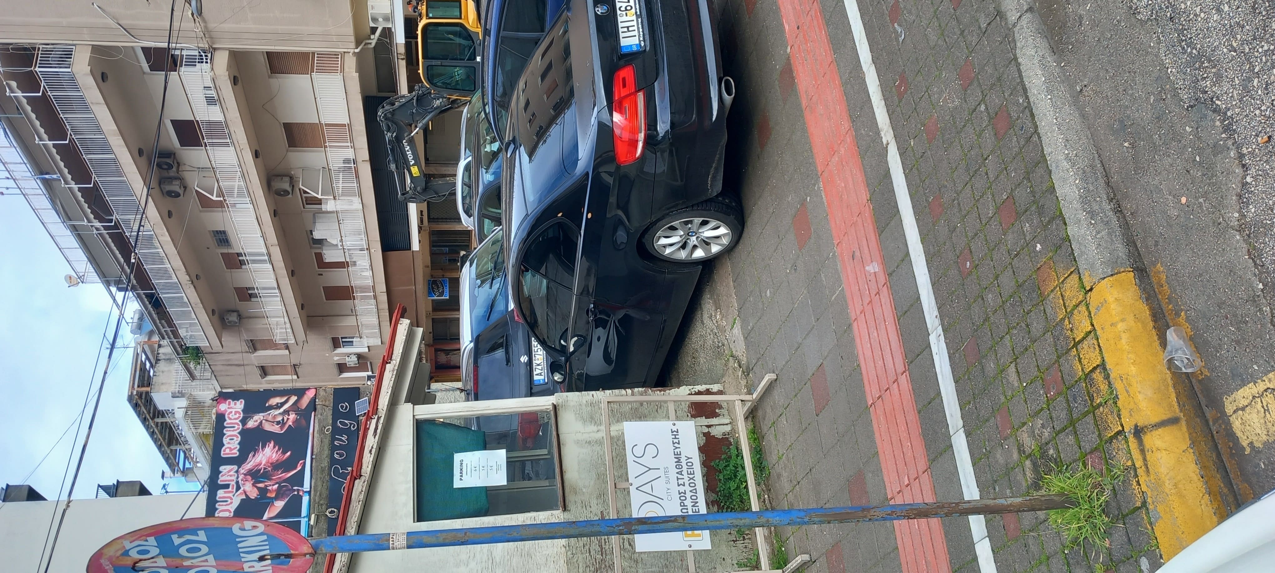 photo1