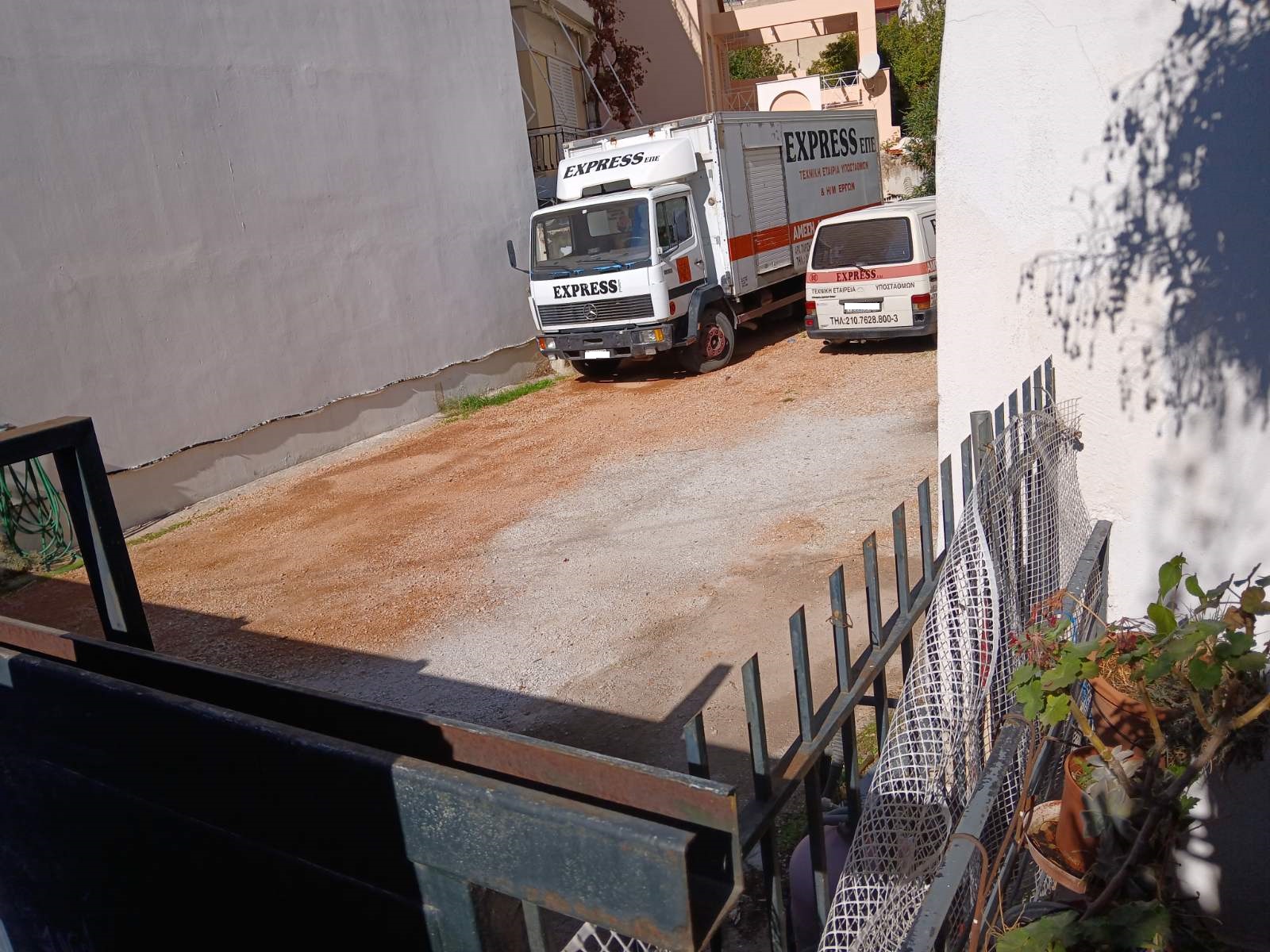 Οικόπεδο με κτίσμα 177.01 τ.μ. σε πλειστηριασμό Δήμος Δάφνης - Υμηττού