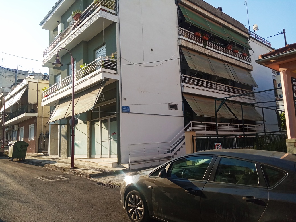 photo2