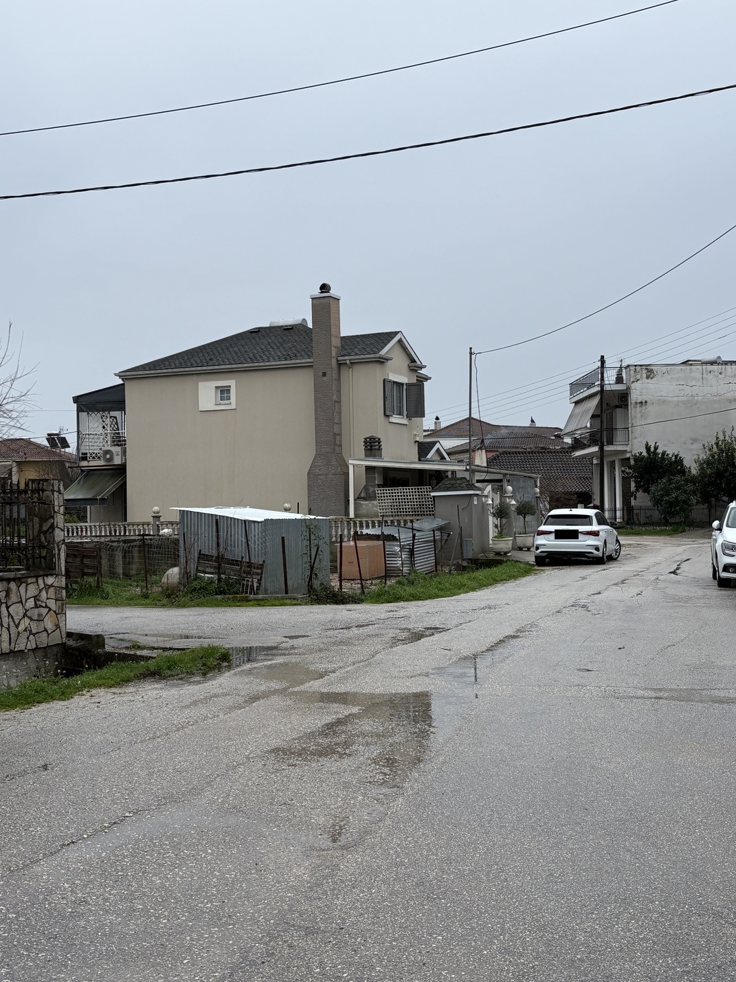 photo1
