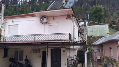 photo1