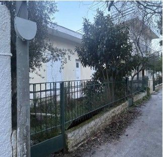 Αγροτεμάχιο με κτίσμα 210.70 sq.m. σε πλειστηριασμό Municipality of Amarousi