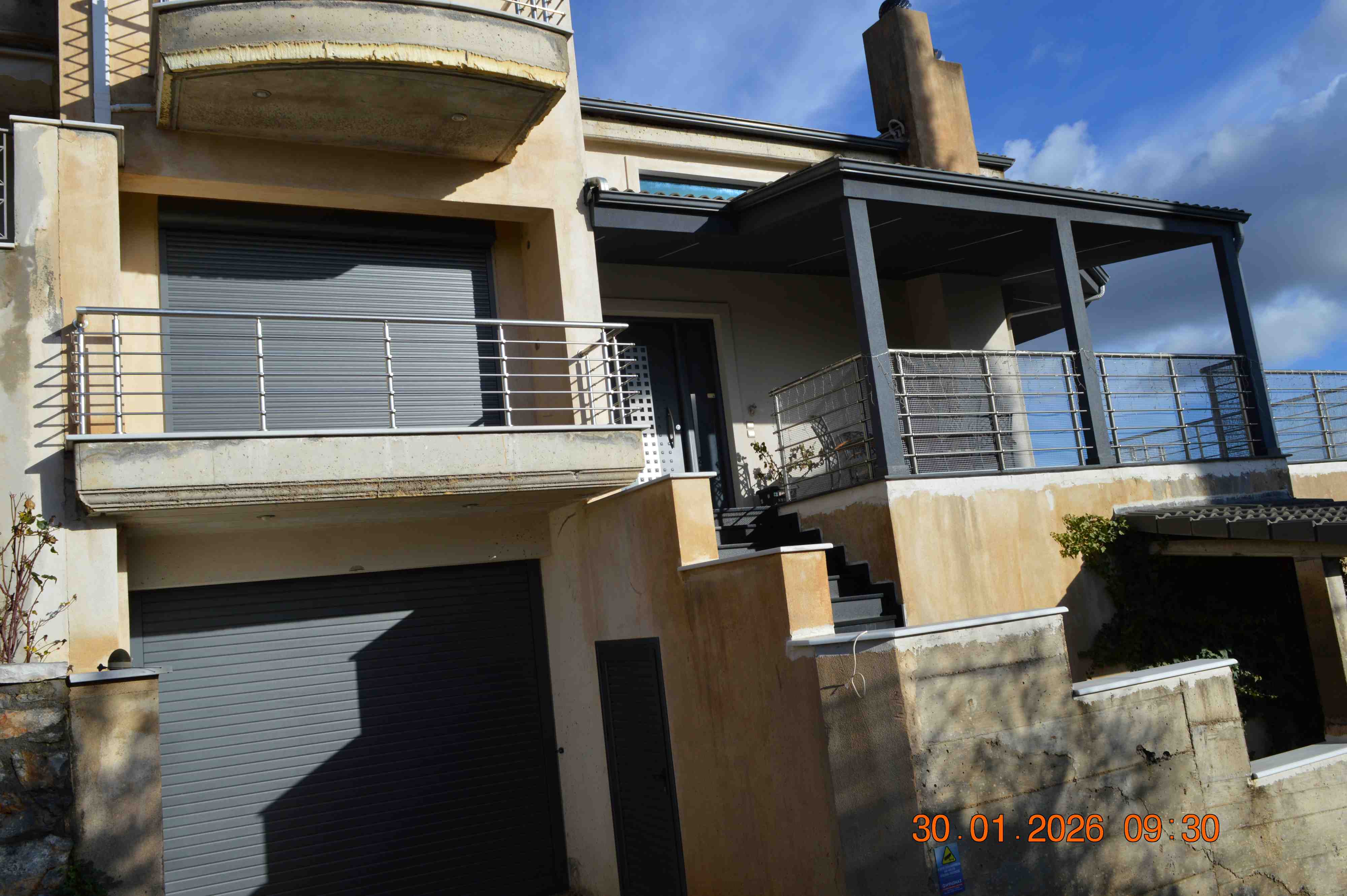 photo2