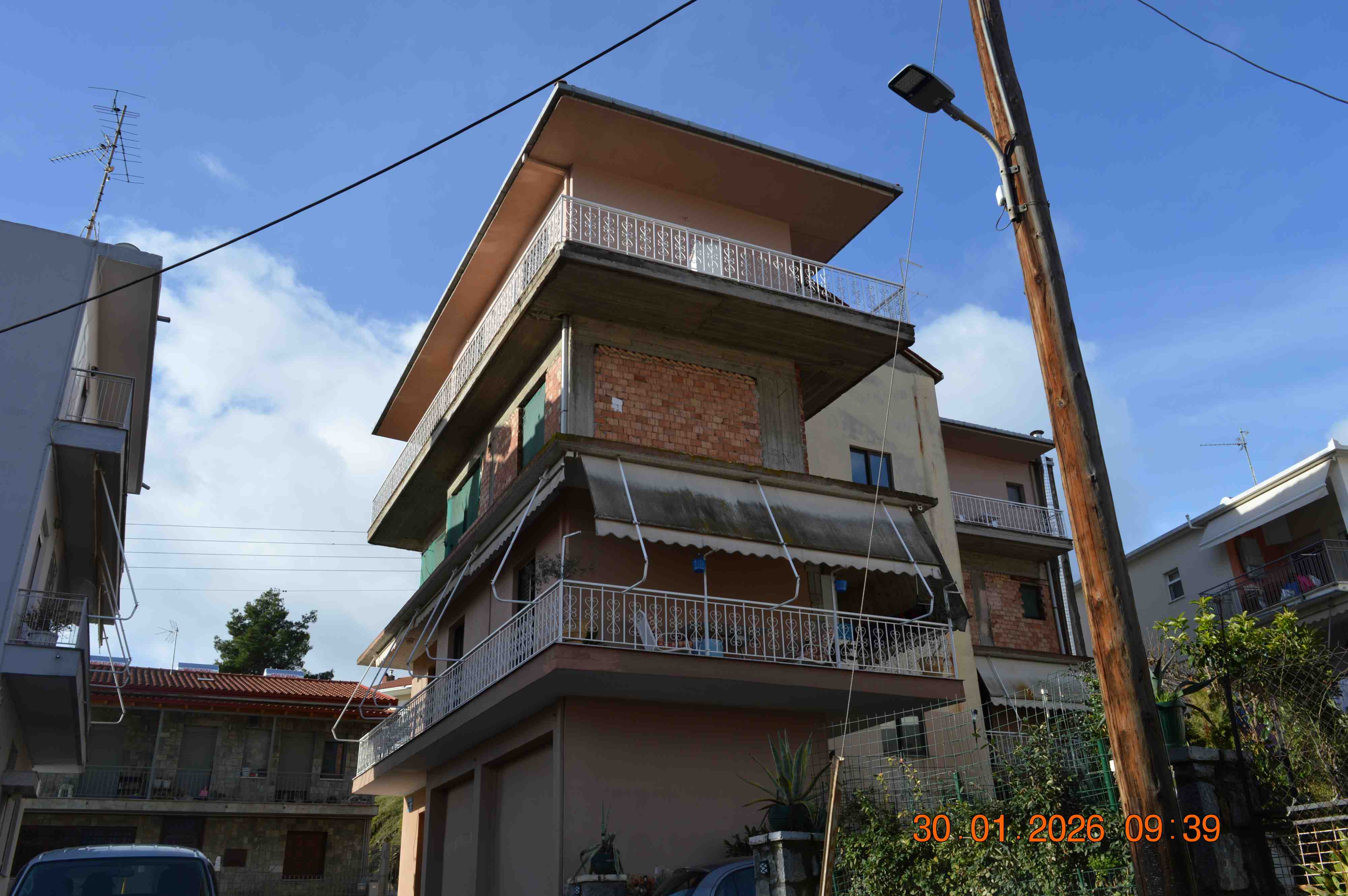 photo2
