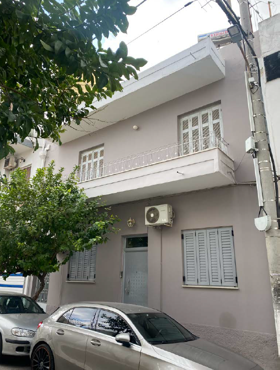 photo1