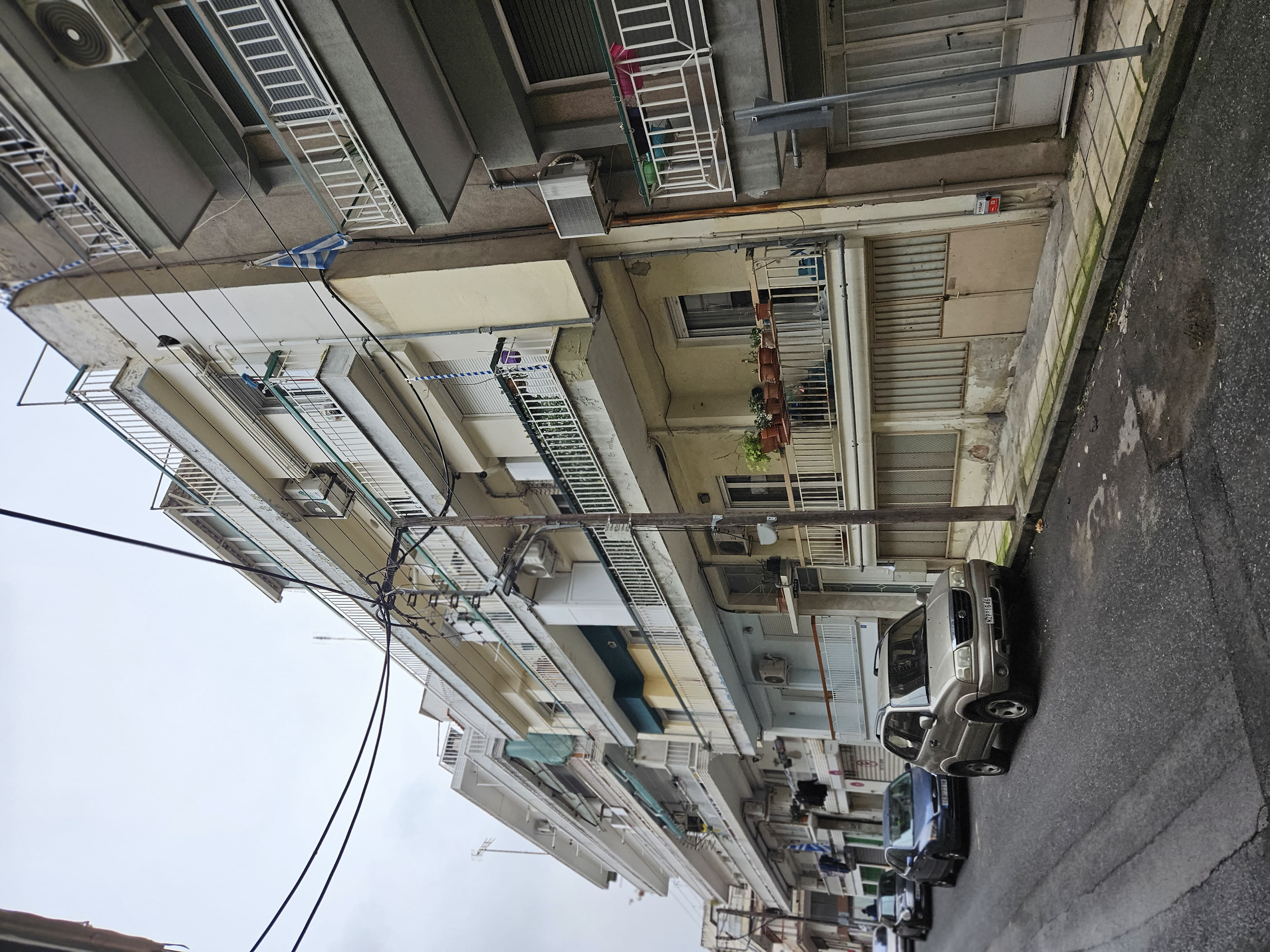 photo1