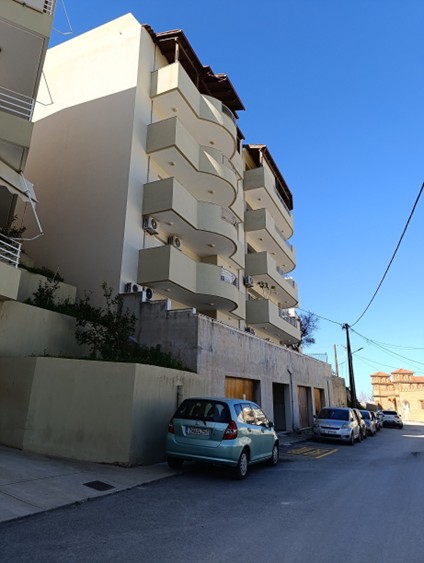 photo1
