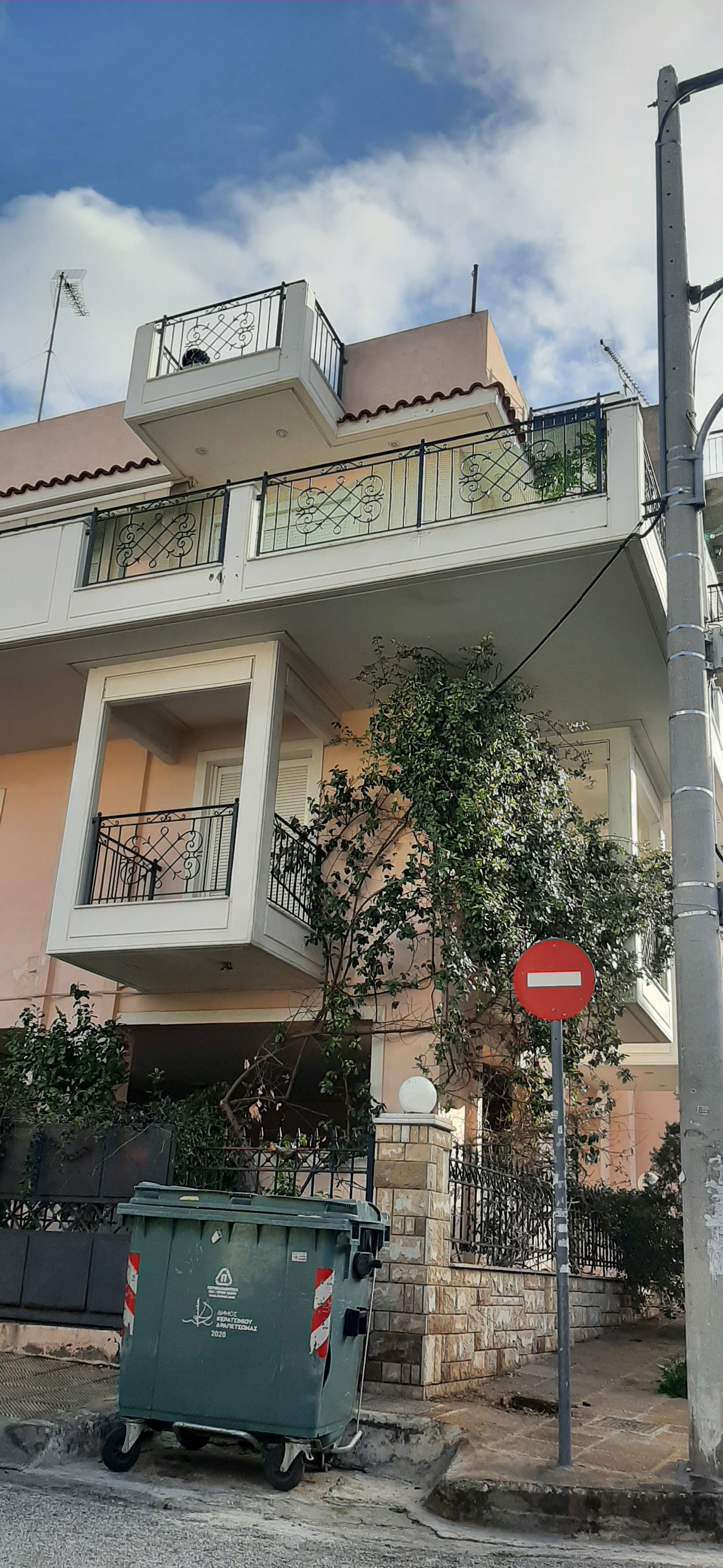 photo0