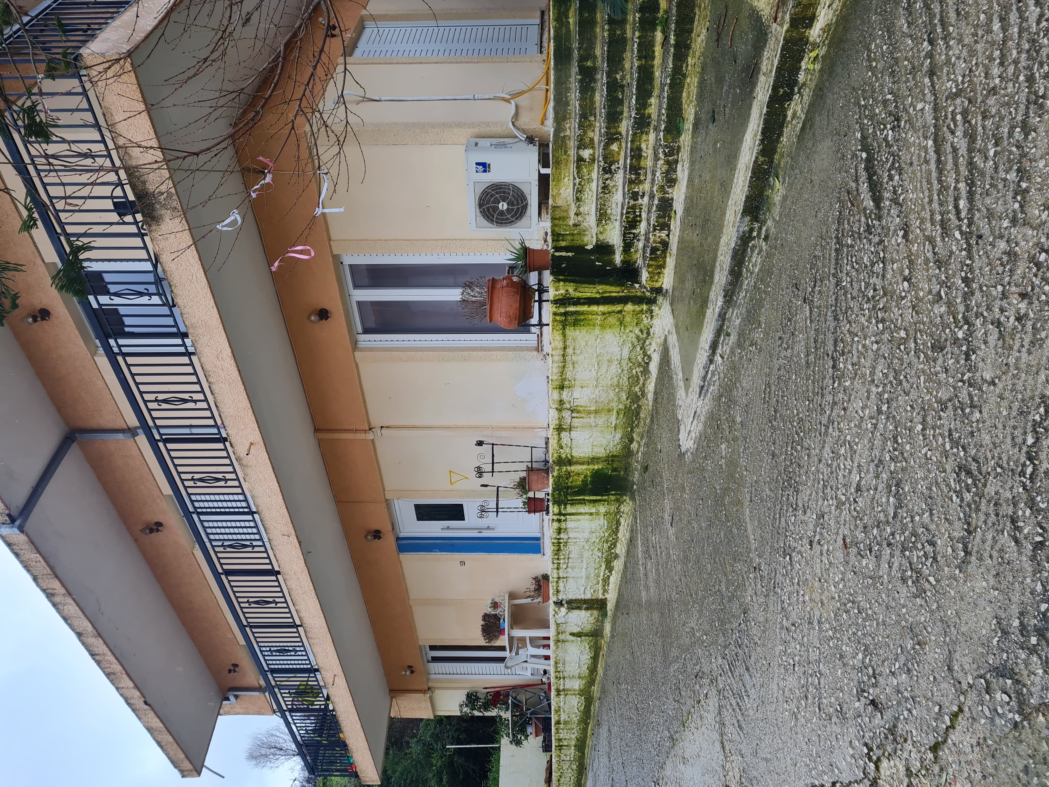 photo0
