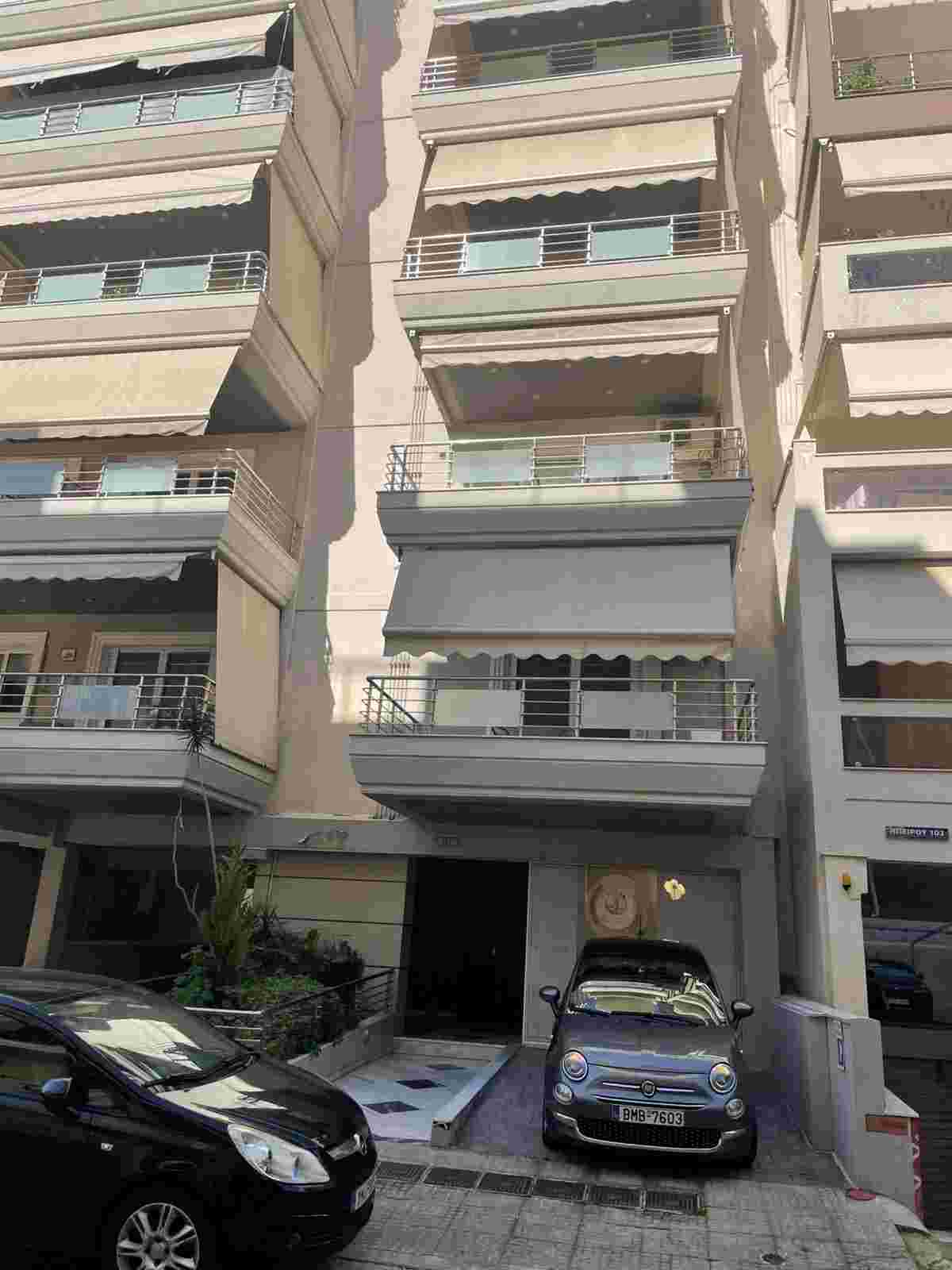 photo1