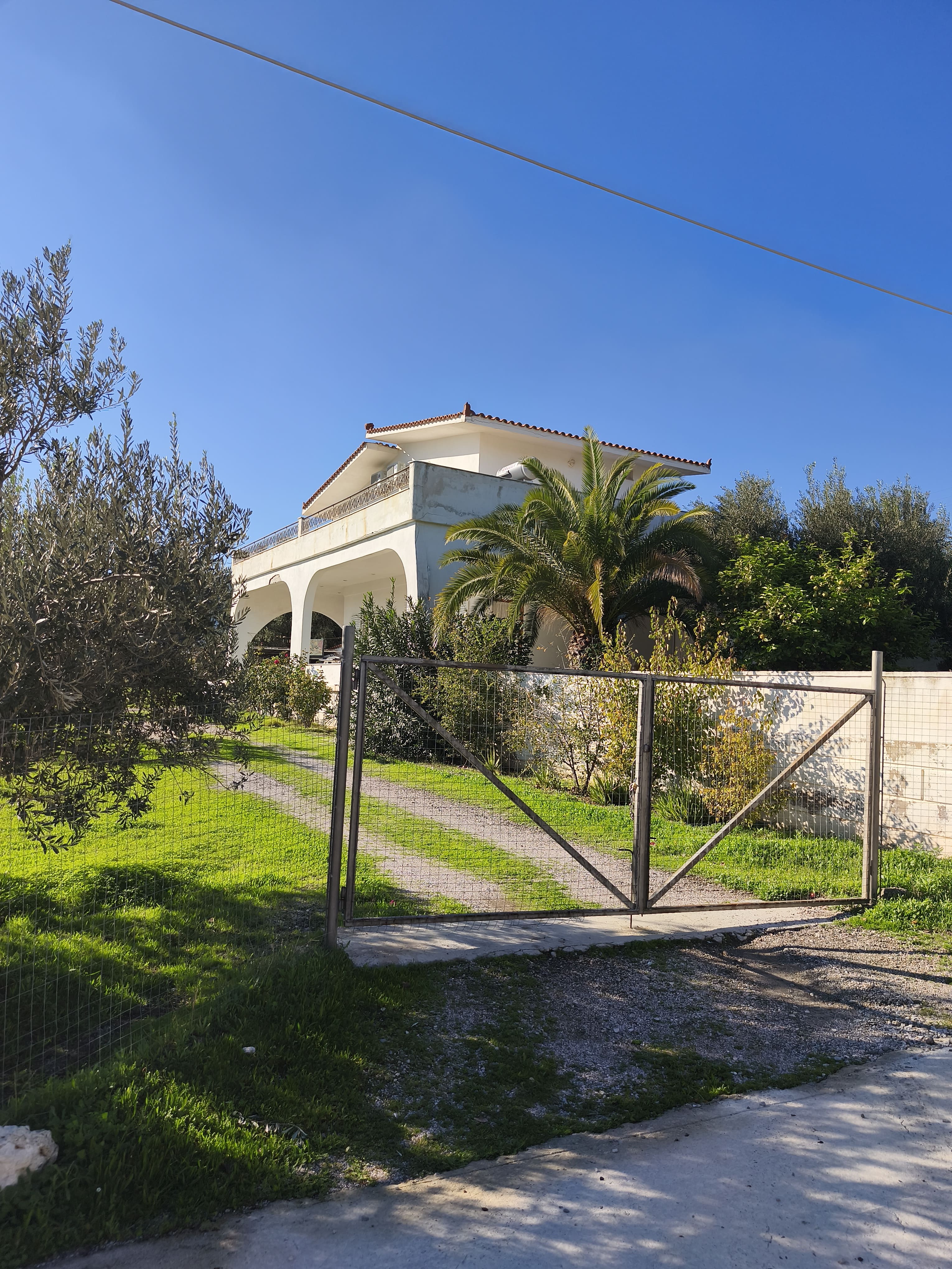 Αγροτεμάχιο με κτίσμα  σε πλειστηριασμό Municipality of Salamina