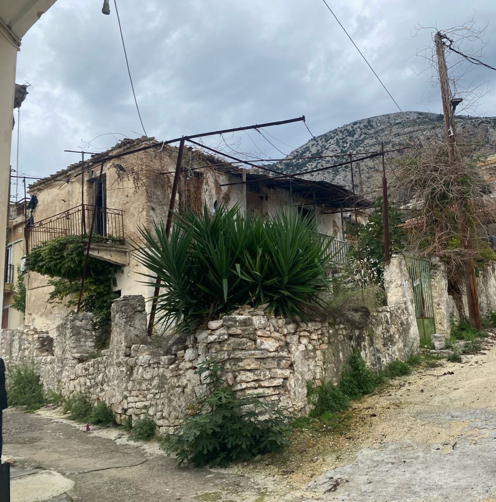 Οικόπεδο με κτίσμα  σε πλειστηριασμό Δήμος Ξηρομέρου