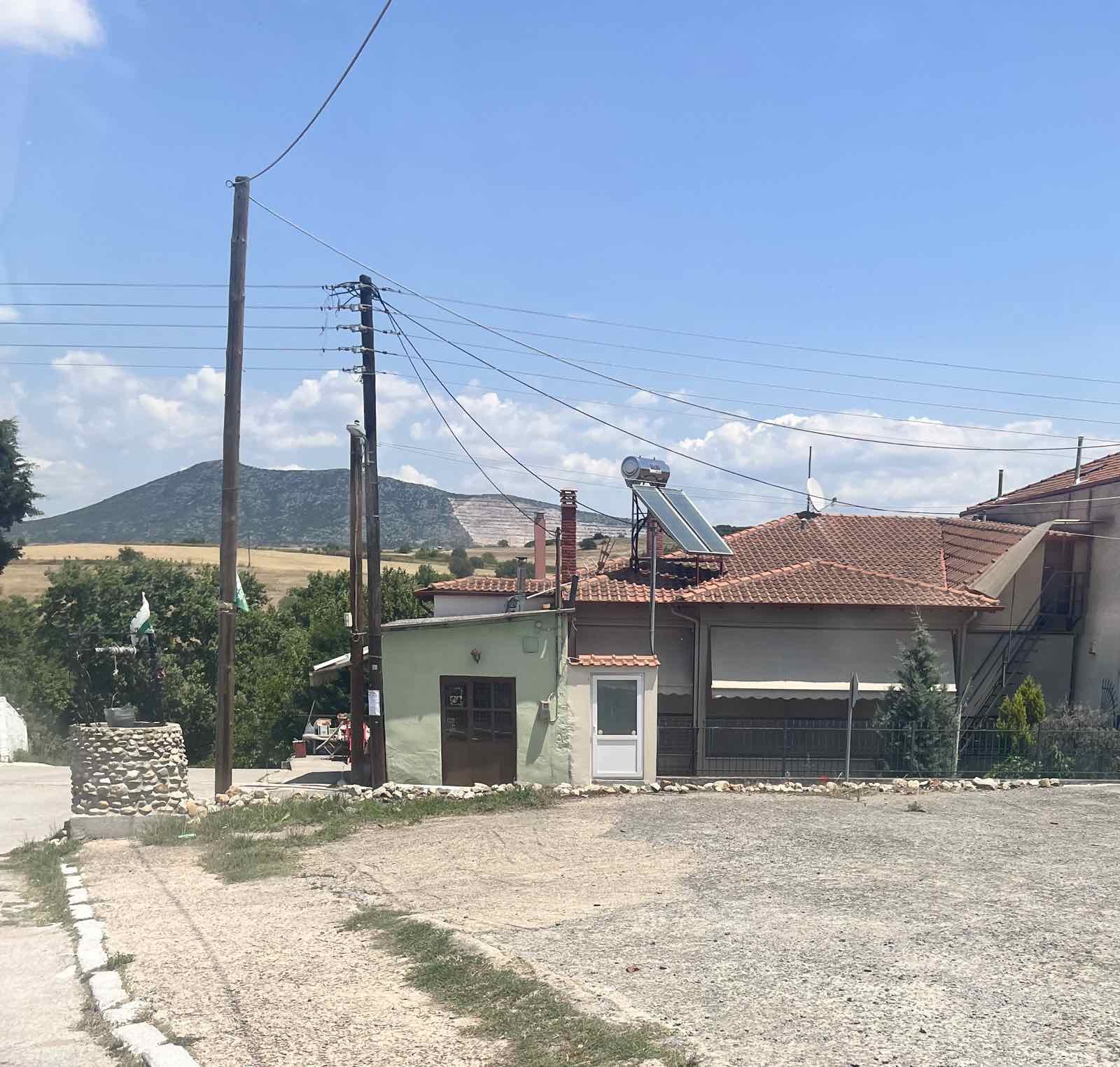 Οικόπεδο με κτίσμα  σε πλειστηριασμό Δήμος Ωραιοκάστρου