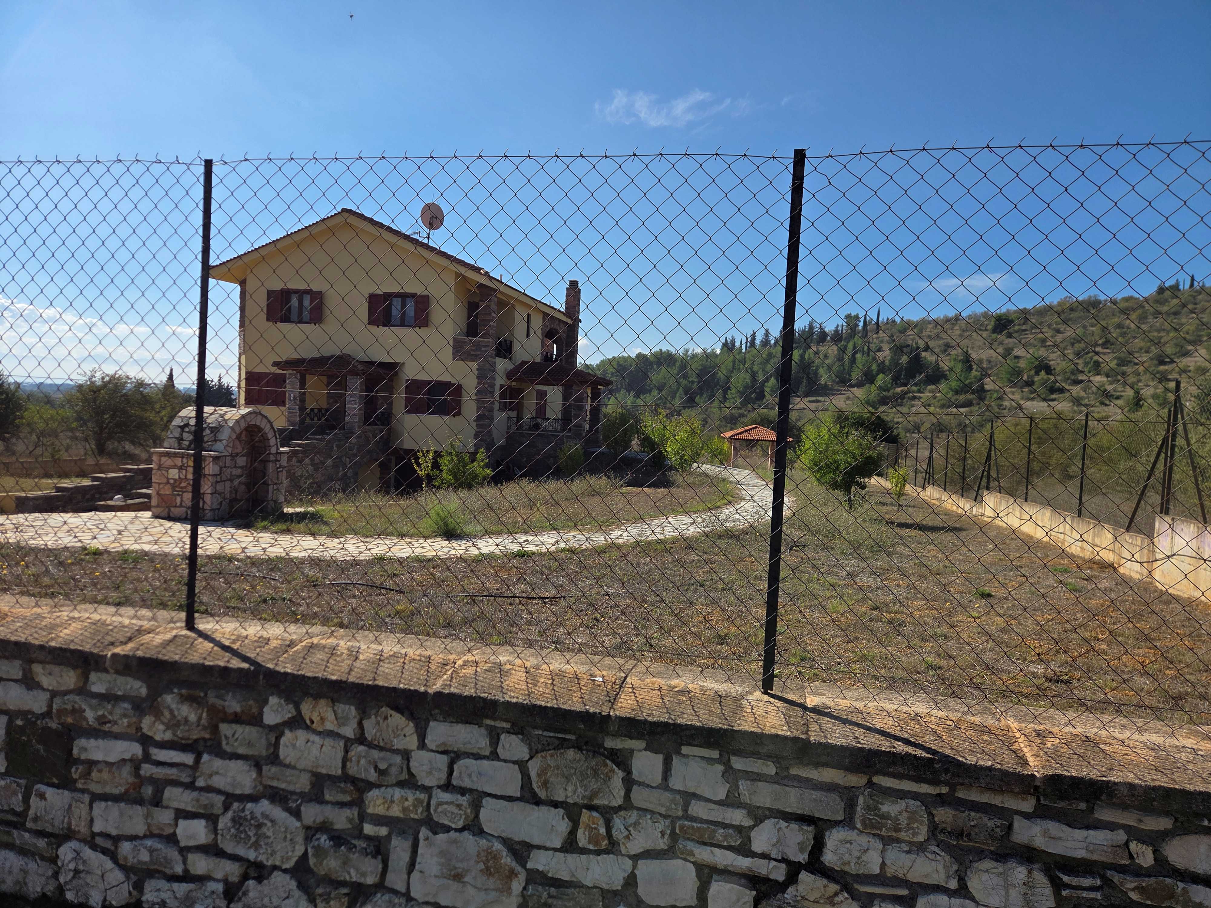Οικόπεδο με κτίσμα  σε πλειστηριασμό Δήμος Τρίπολης