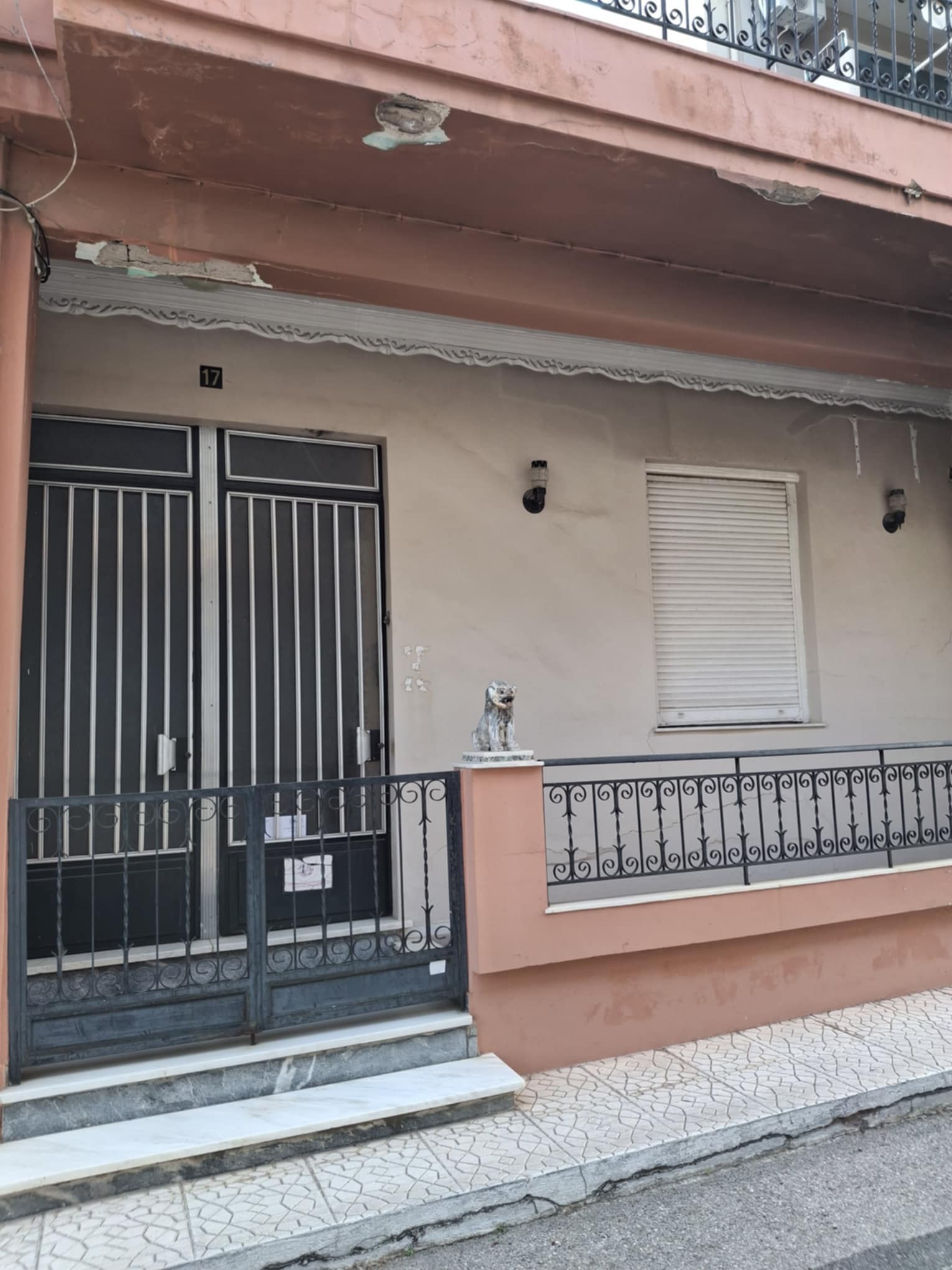 Οικόπεδο με κτίσμα  σε πλειστηριασμό Δήμος Πατρέων