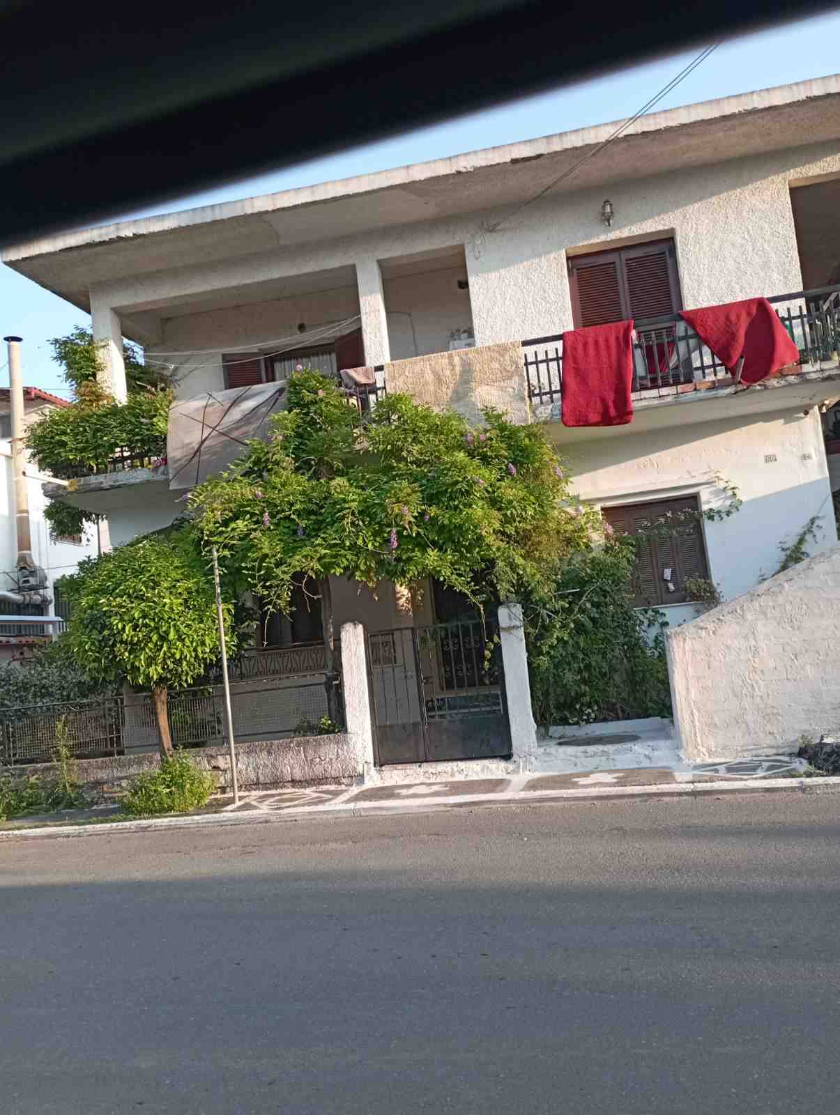 Οικόπεδο με κτίσμα  σε πλειστηριασμό Δήμος Μεγαλόπολης