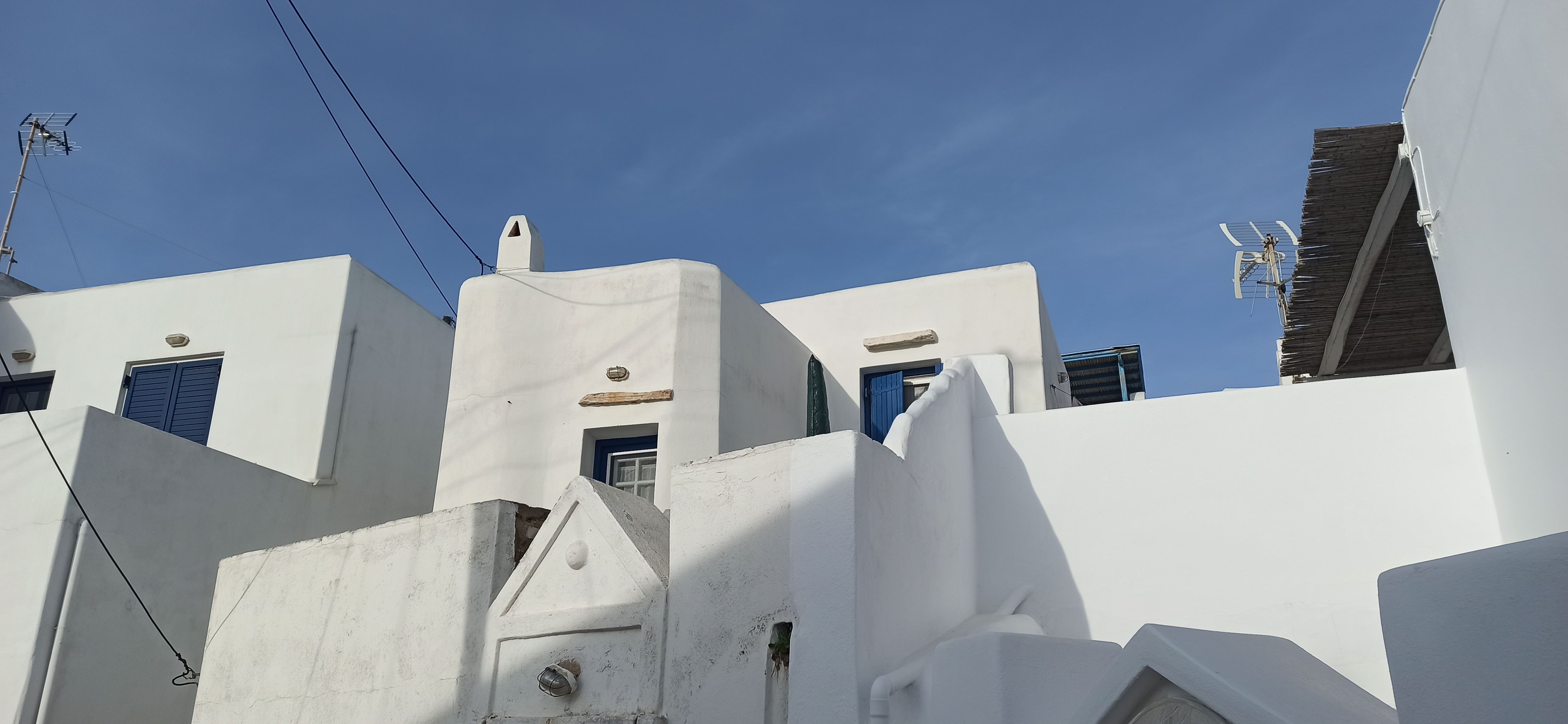 Οικόπεδο με κτίσμα  σε πλειστηριασμό Δήμος Πάρου