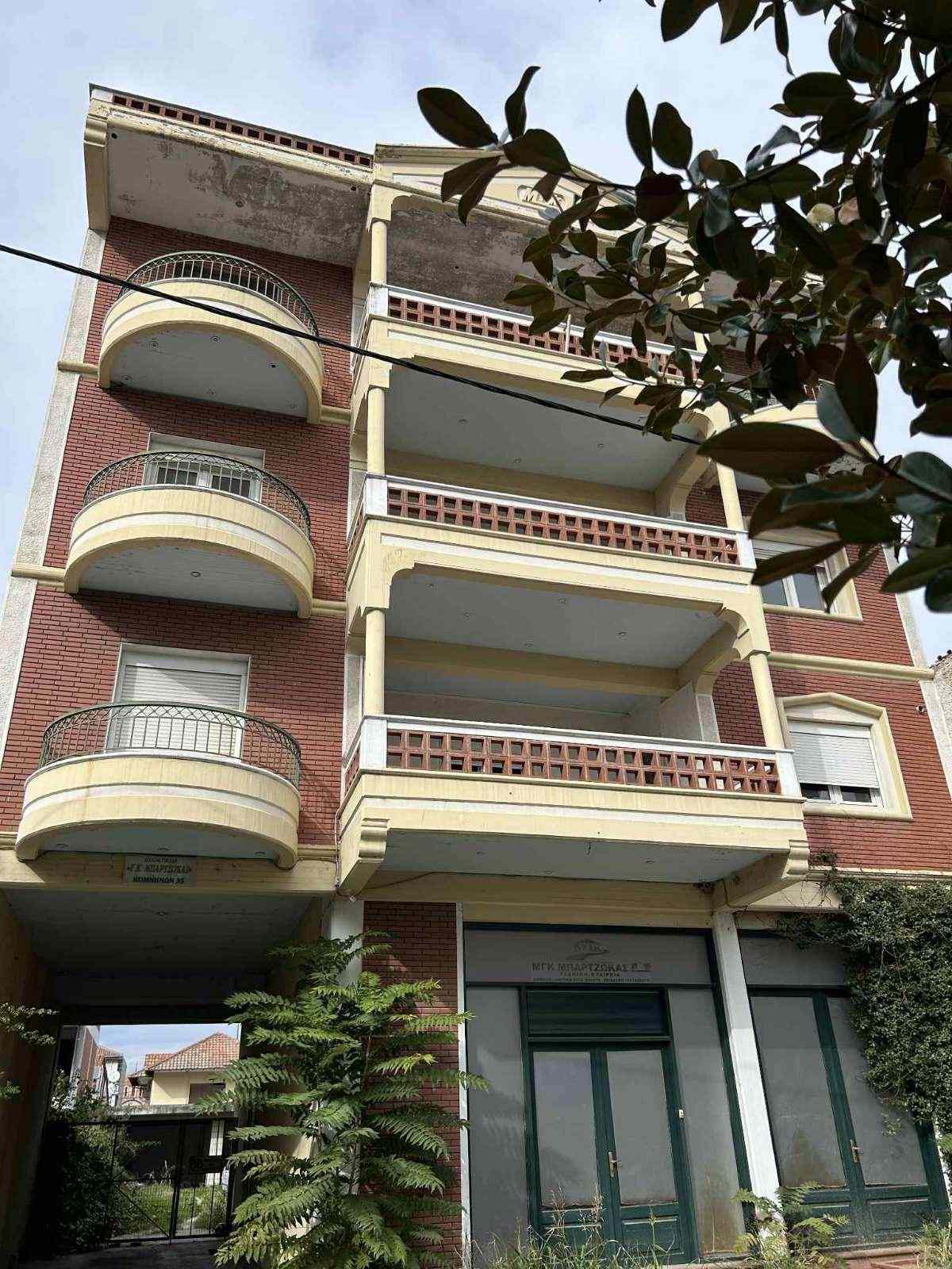 Οικόπεδο με κτίσμα  σε πλειστηριασμό Δήμος Αλεξάνδρειας