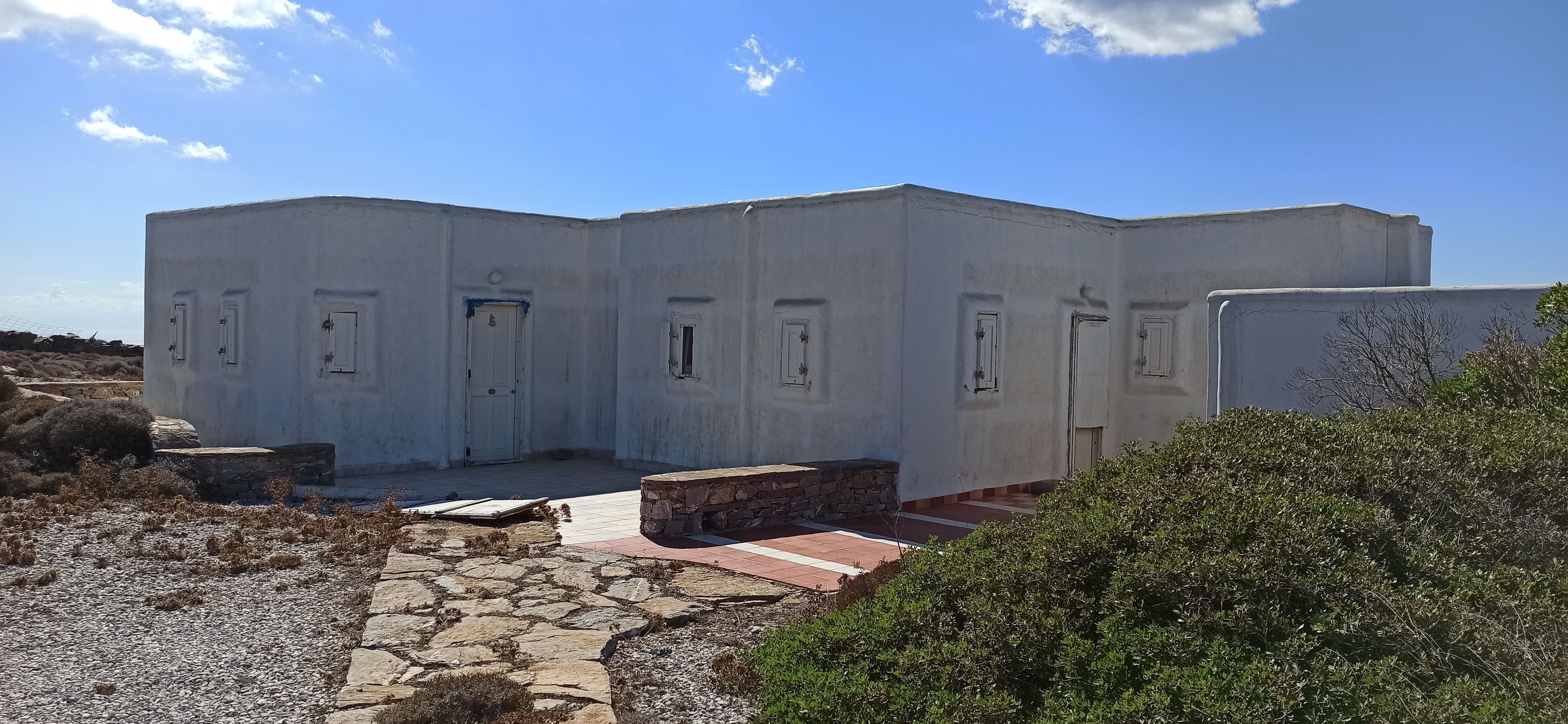 Αγροτεμάχιο με κτίσμα  σε πλειστηριασμό Municipality of Amorgos