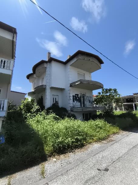 Οικόπεδο με κτίσμα  σε πλειστηριασμό Δήμος Κατερίνης