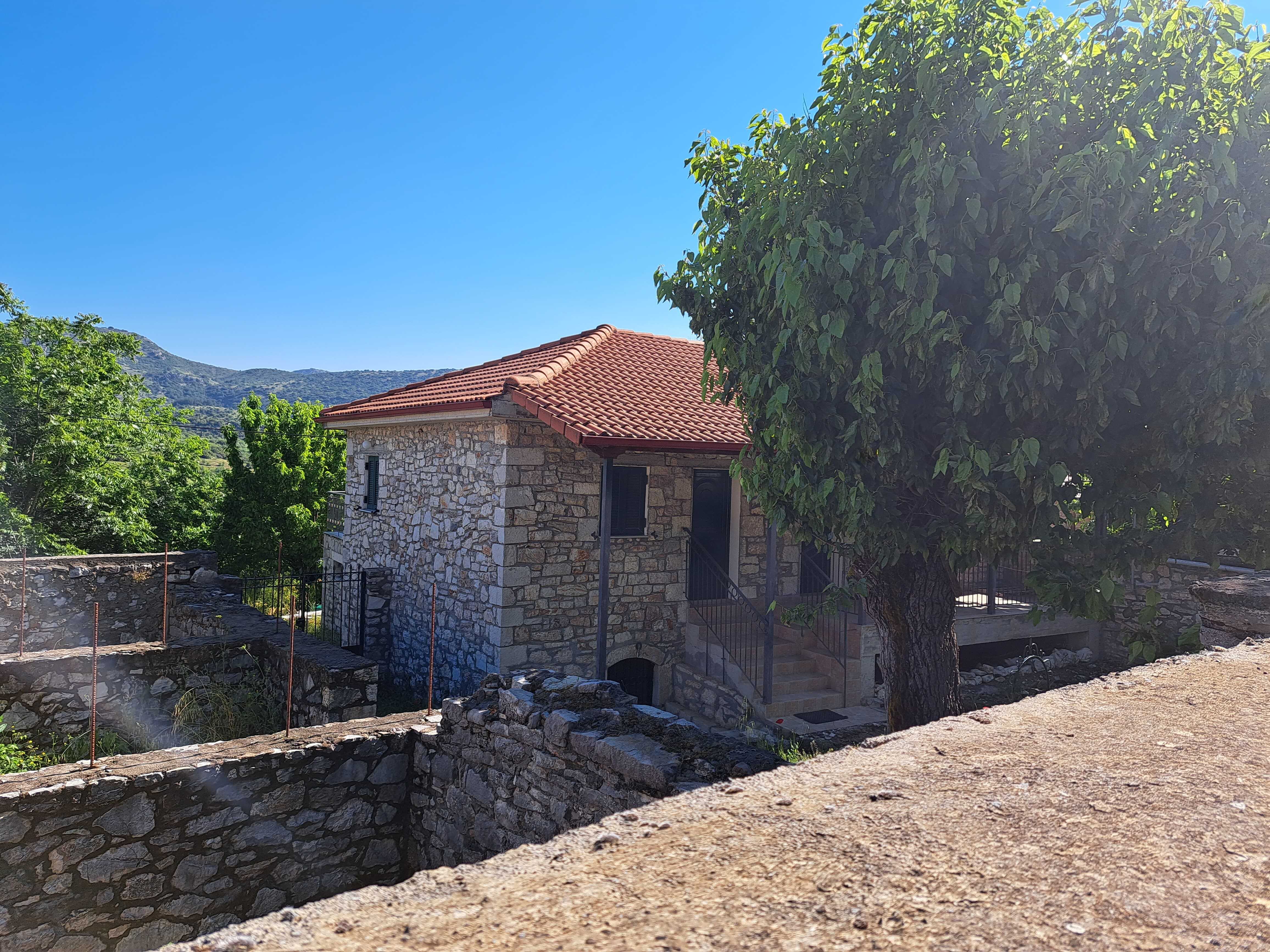 Οικόπεδο με κτίσμα  σε πλειστηριασμό Δήμος Τρίπολης