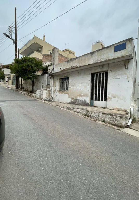 Οικόπεδο με κτίσμα  σε πλειστηριασμό Δήμος Νικαίας - Αγίου Ιωάννου Ρέντη
