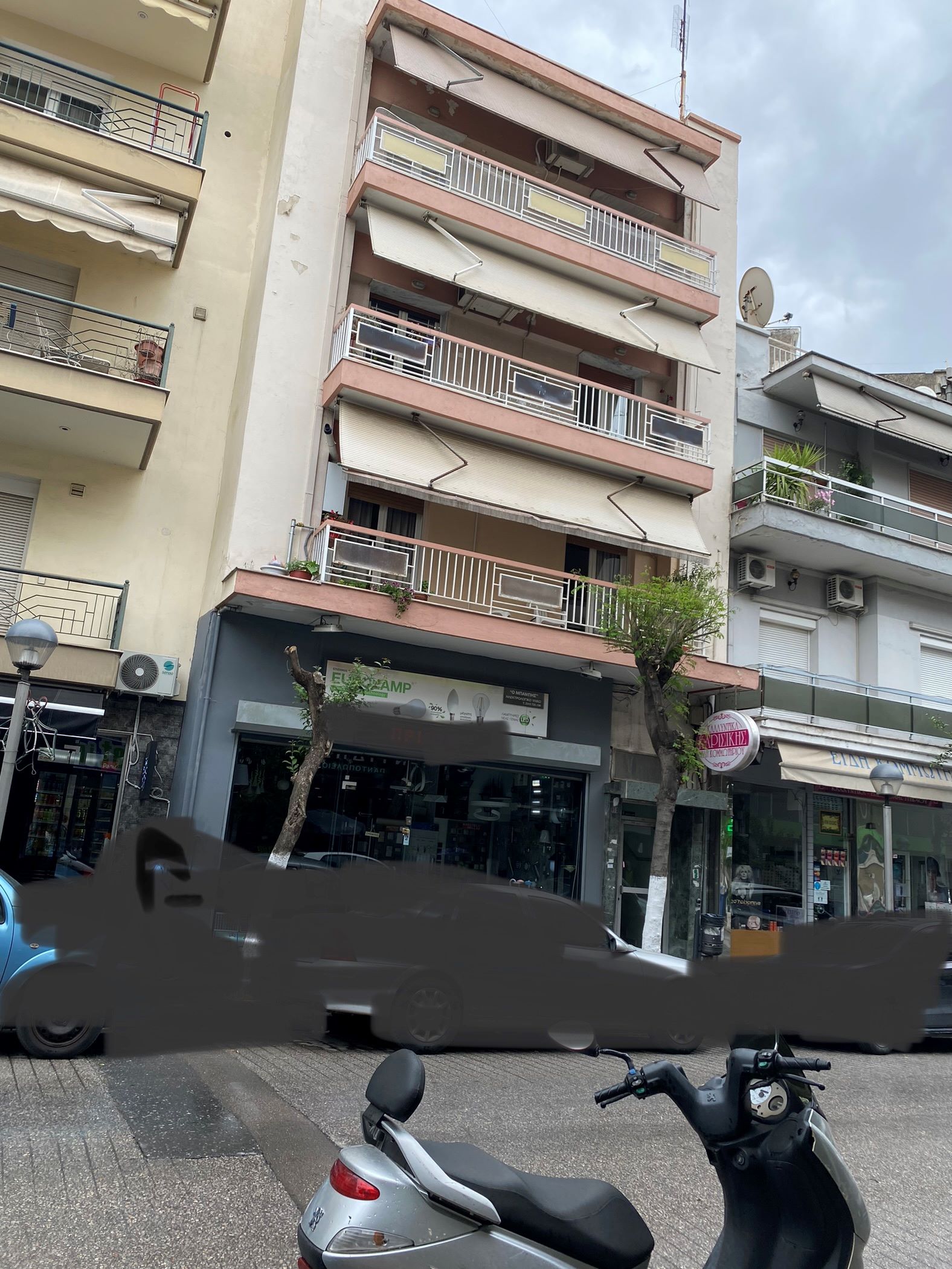 Κατάστημα  σε πλειστηριασμό Δήμος Αμπελοκήπων - Μενεμένης