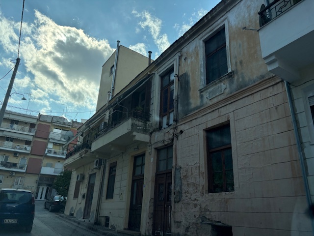 Οικόπεδο με κτίσμα  σε πλειστηριασμό Δήμος Καβάλας