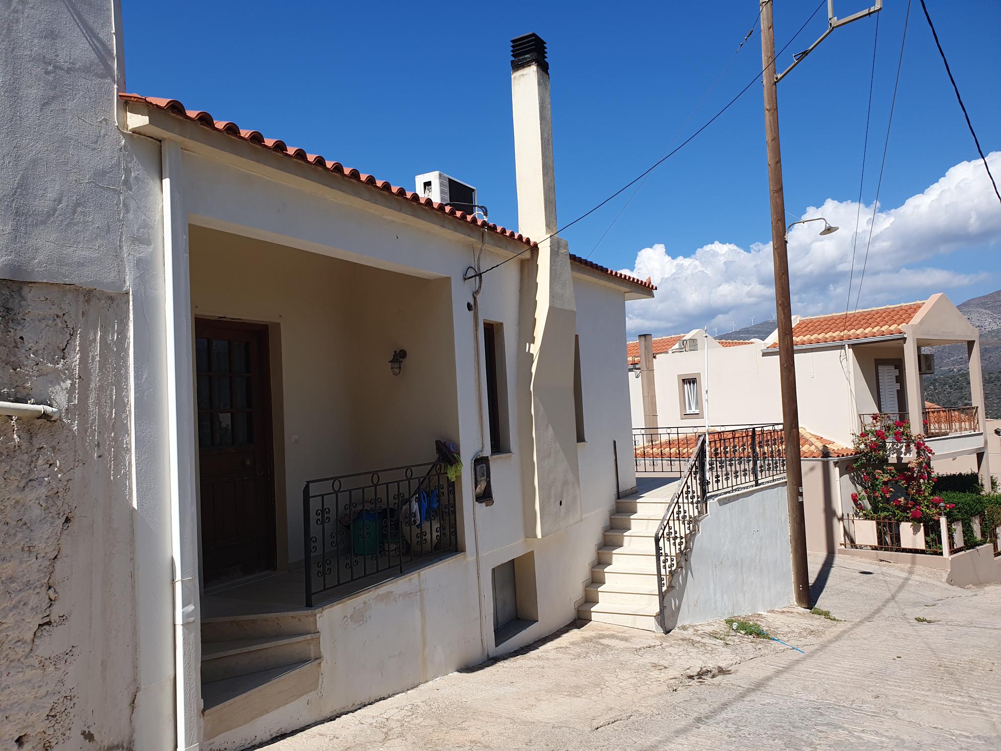 Οικόπεδο με κτίσμα  σε πλειστηριασμό Δήμος Μονεμβασίας