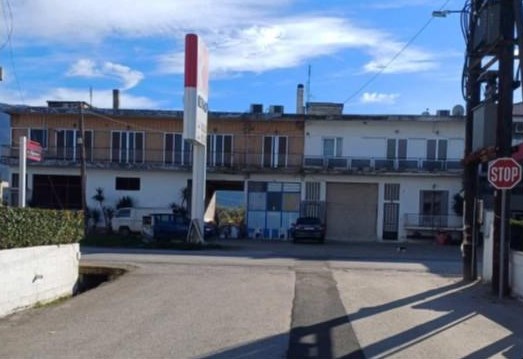 Οικόπεδο με κτίσμα  σε πλειστηριασμό Δήμος Λαμιέων