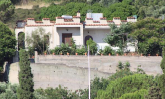 Οικόπεδο με κτίσμα  σε πλειστηριασμό Δήμος Χίου