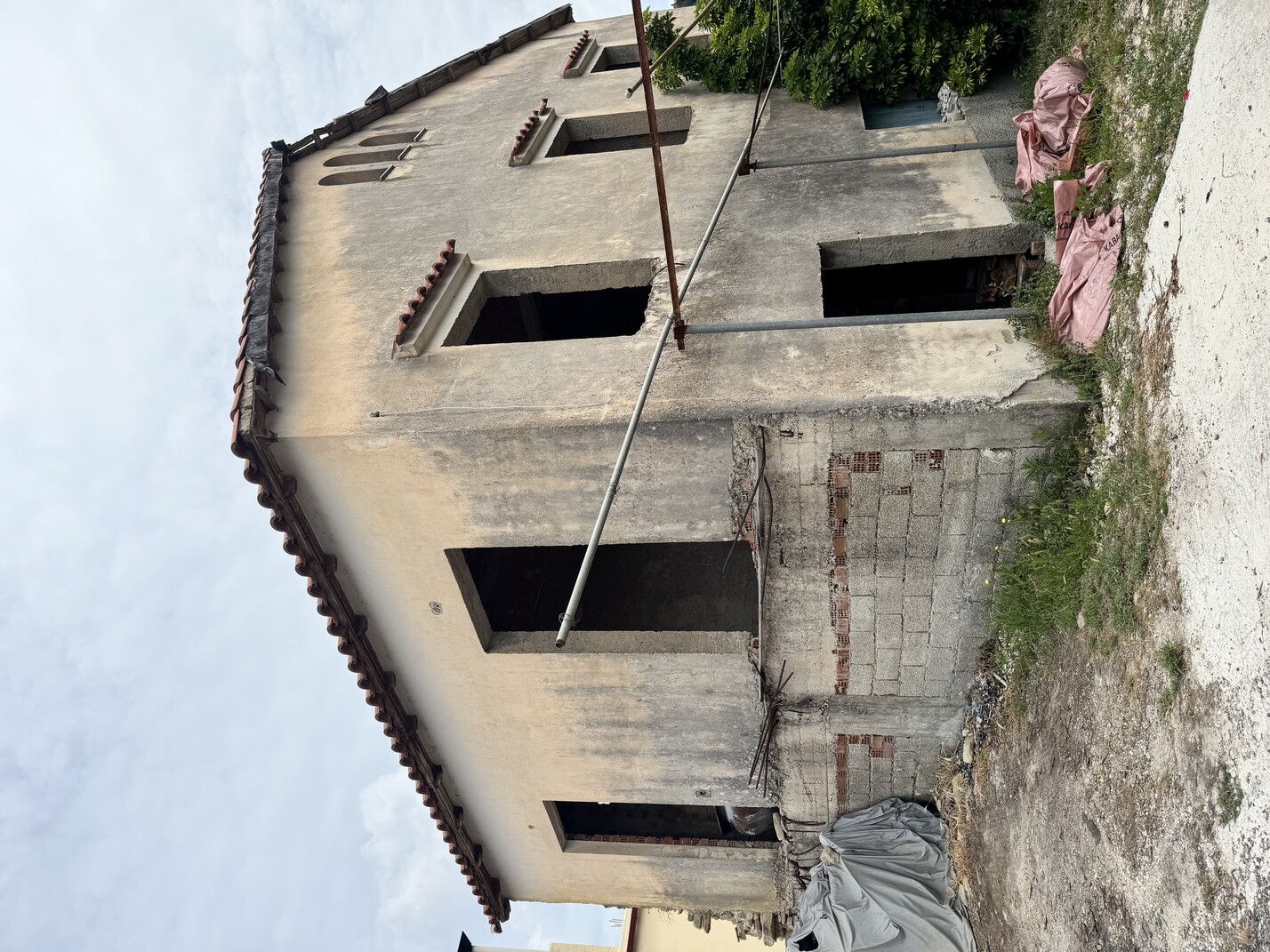 Οικόπεδο με κτίσμα 552.09 τ.μ. σε πλειστηριασμό Δήμος Κέρκυρας