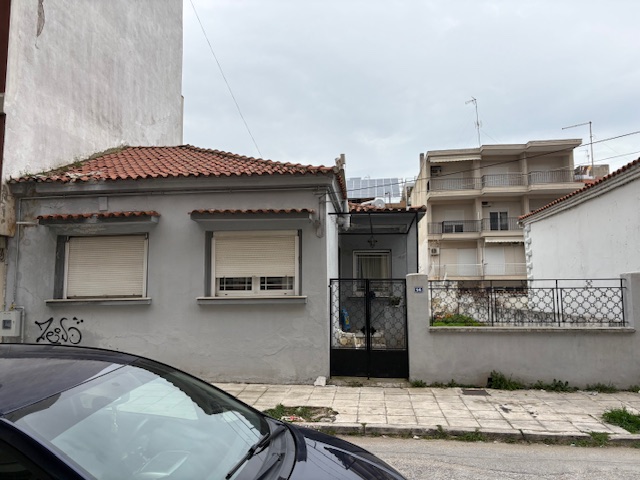 Οικόπεδο με κτίσμα  σε πλειστηριασμό Δήμος Κομοτηνής