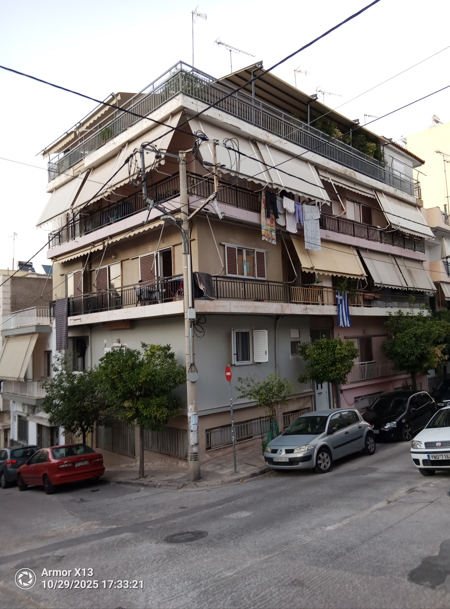 photo1