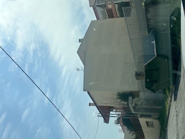 photo1