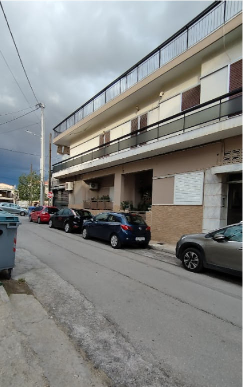 photo1