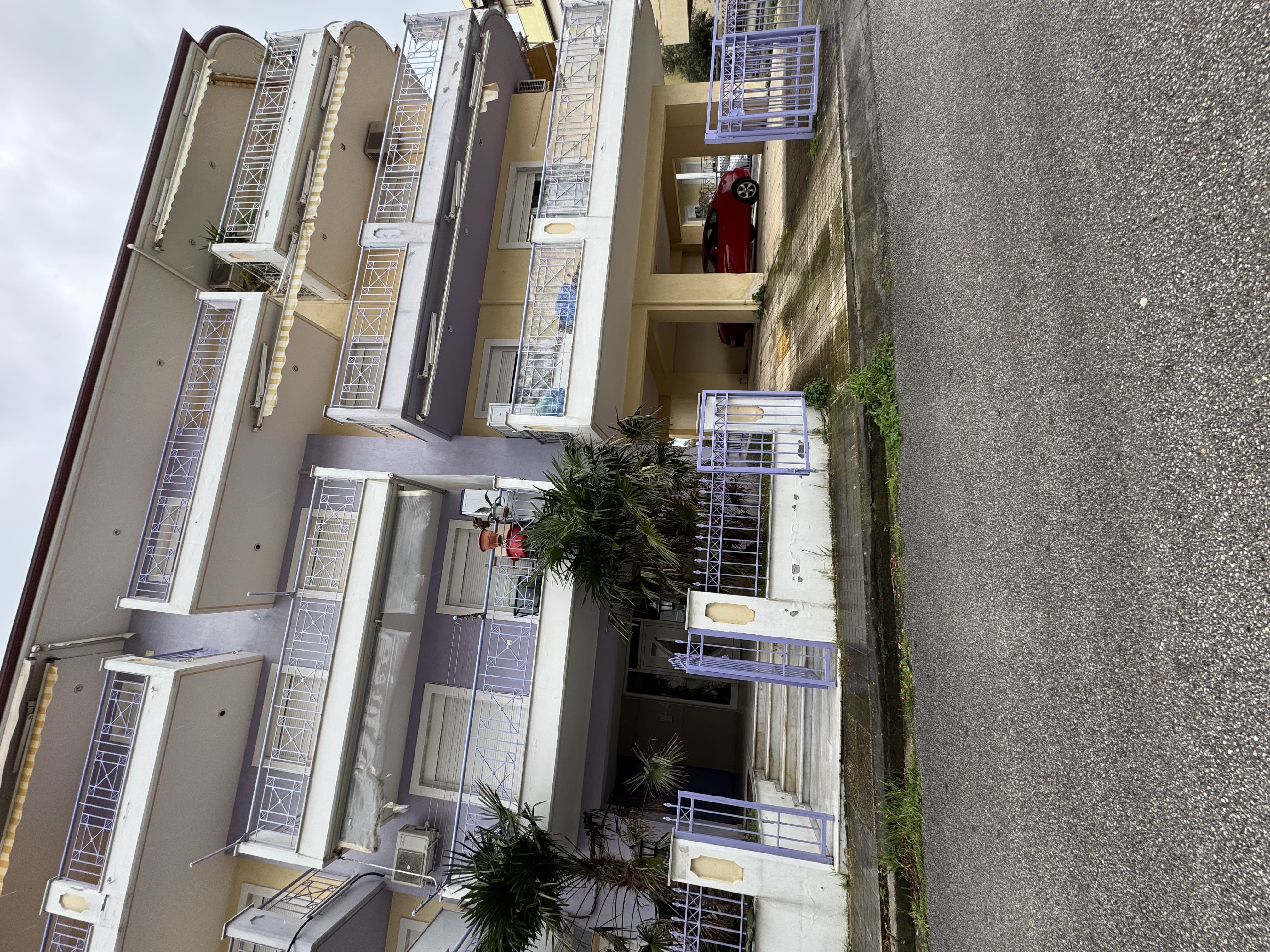 photo0