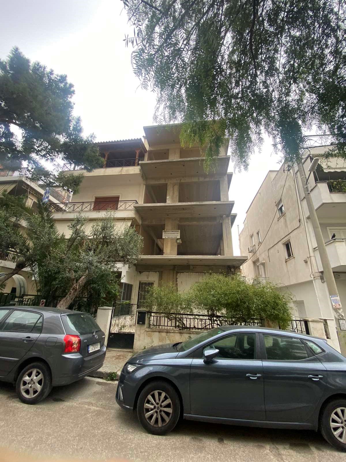 photo1