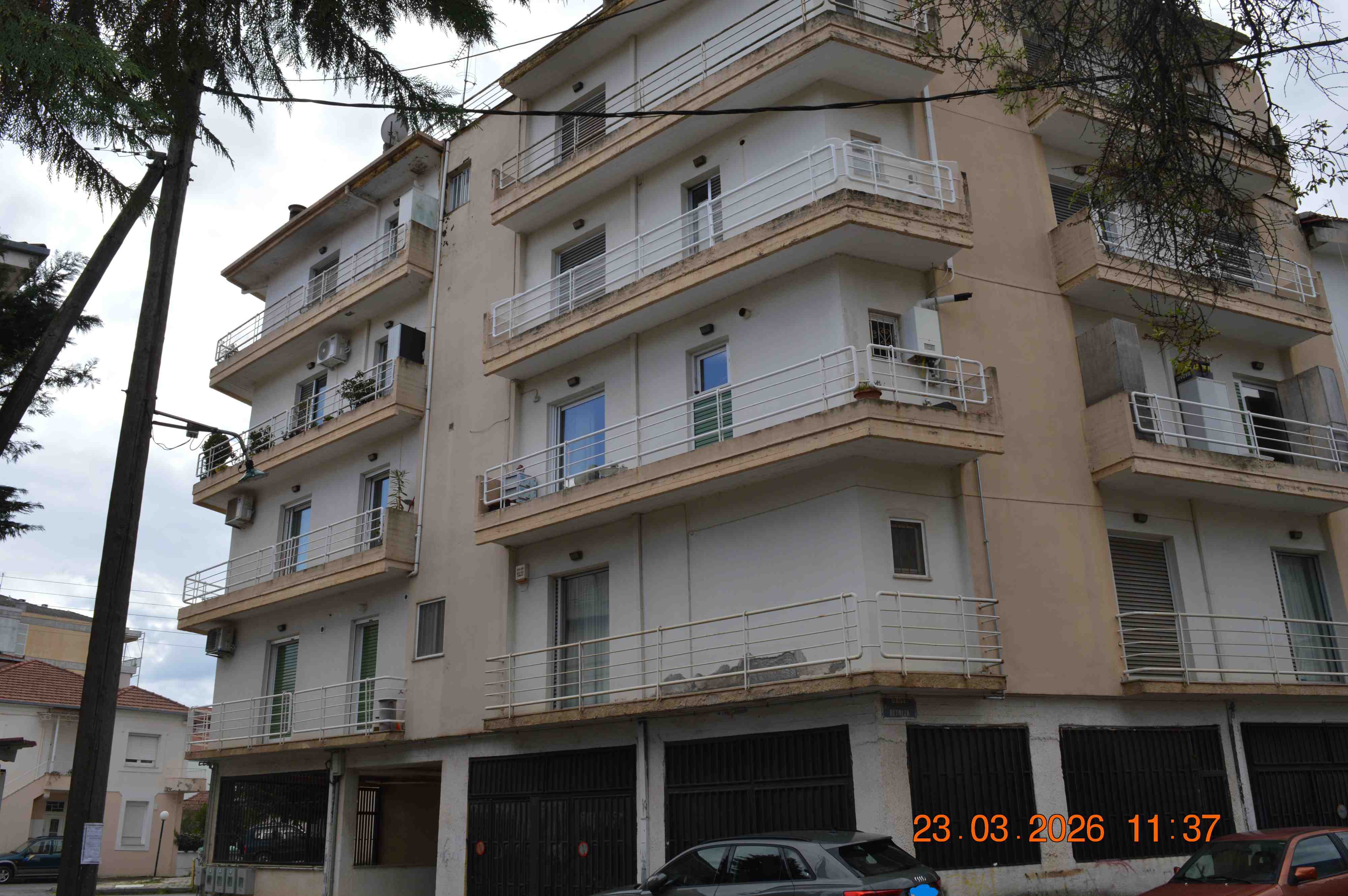 photo0