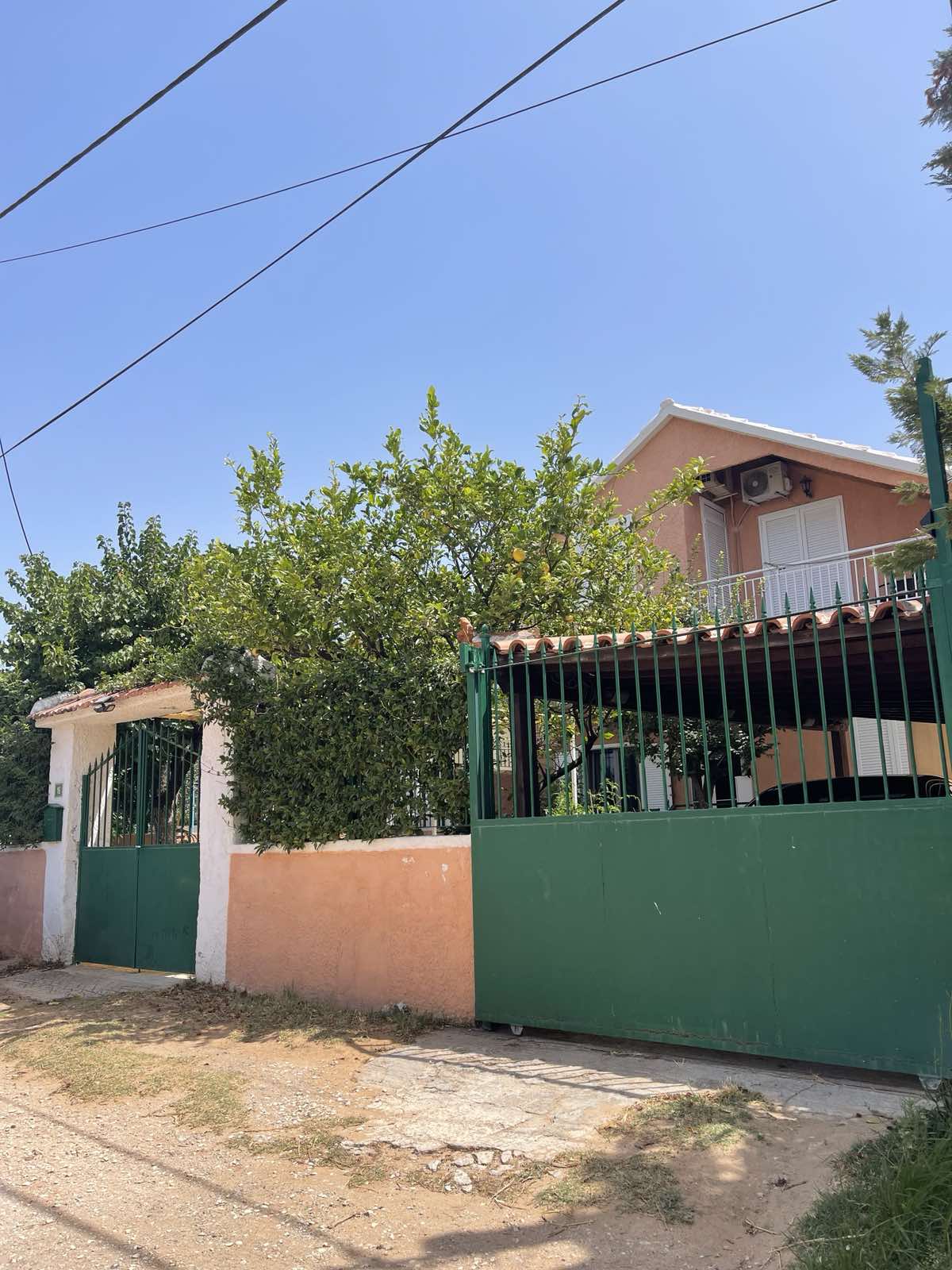 Οικόπεδο με κτίσμα  σε πλειστηριασμό Δήμος Σπάτων - Αρτέμιδος