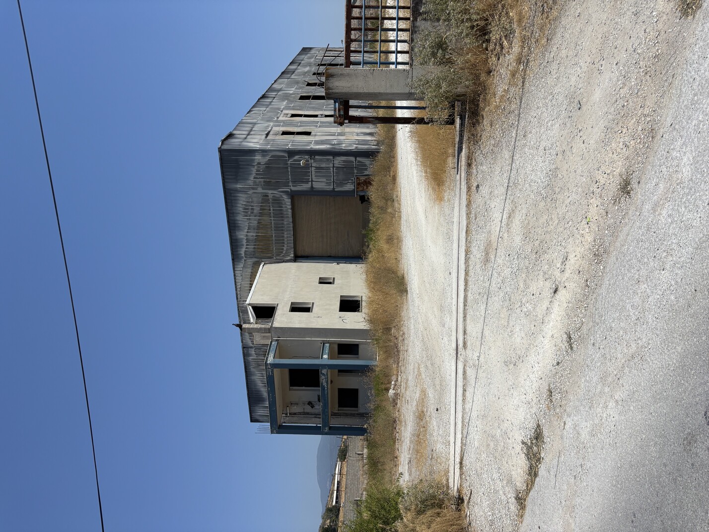 photo1