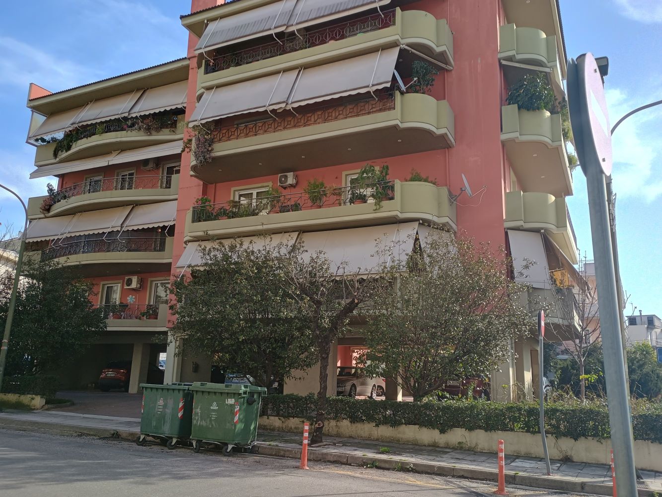 photo2